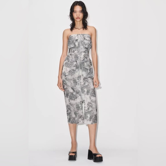 Zara strapless cargo printed midi dress - Picture 3 of 7